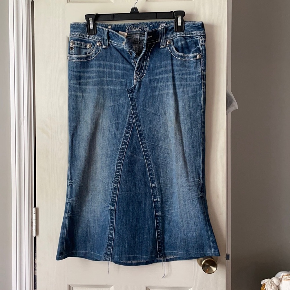 Miss Me skirt size 29